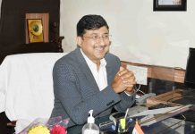 घूसखोरों को क्यों बचा रहे हैं निगम आयुक्त ?