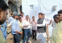 सड़कों पर घूमे ऊर्जा मंत्री तोमर, समस्त रोडों का रेस्टोरेशन दो माह में पूर्ण करने के दिये निर्देश