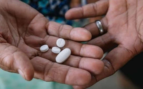 फाइलेरिया उन्मूलन के लिए चल रहा ‘सर्व दवा सेवन’ अभियान घर-घर पहुंच रहीं स्वास्थ्य टीमें फाइलेरिया उन्मूलन के लिए चल रहा ‘सर्व दवा सेवन’ अभियान घर-घर पहुंच रहीं स्वास्थ्य टीमें