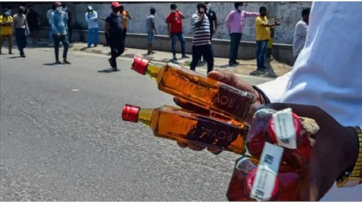 पीके का नीतिश पर हमला, शराबबंदी लागू करने में विफल साबित हुई सरकार बिहार को हो रहा करोड़ों के राजस्व का नुकसान