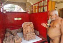 जैनधर्म के प्रथम तीर्थंकर भगवान आदिनाथ की प्रतिमा समाज को मिली,